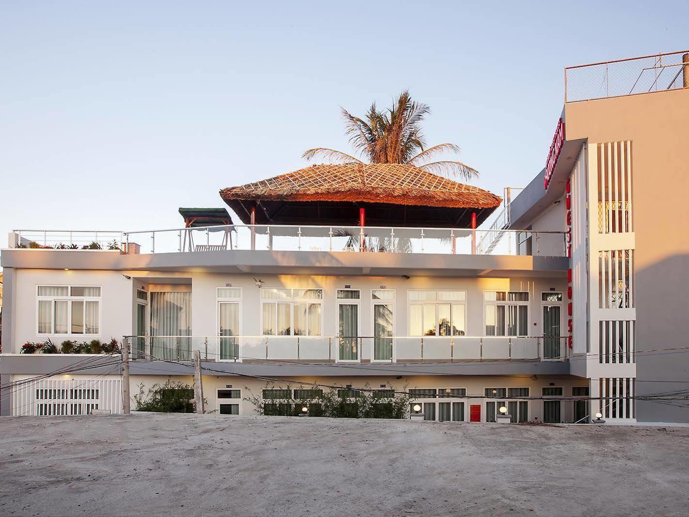 Phuong Nam Guest House Mui Ne Esterno foto