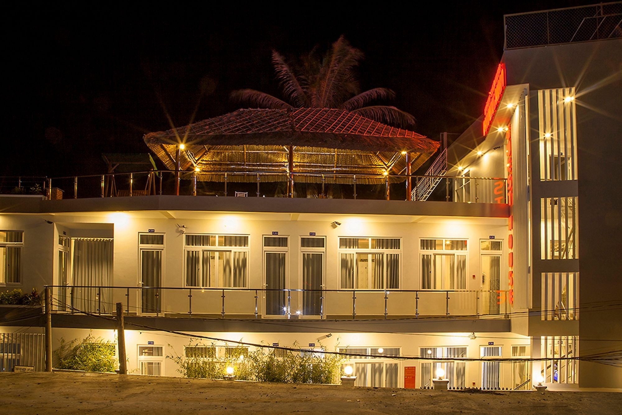 Phuong Nam Guest House Mui Ne Esterno foto